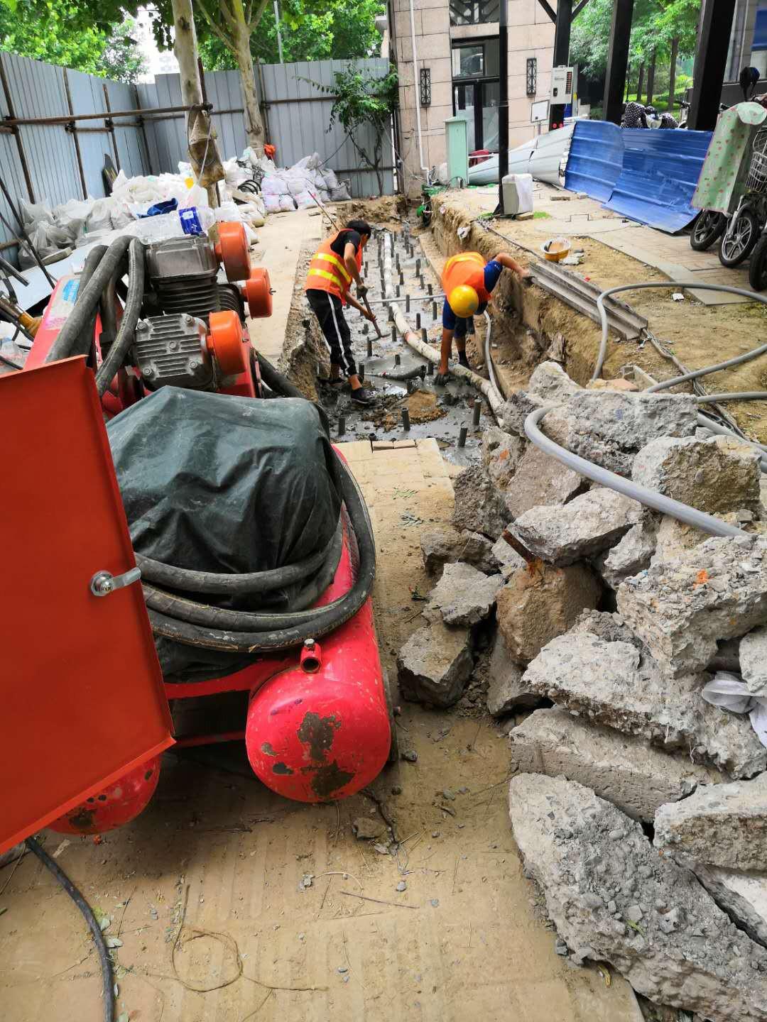 熊口管理区地基加固解决房子的地基下沉问题